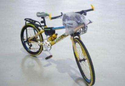 صورة دراجة مقاس 24 مع هدايا